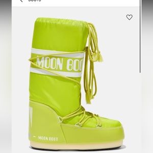 Moon boots